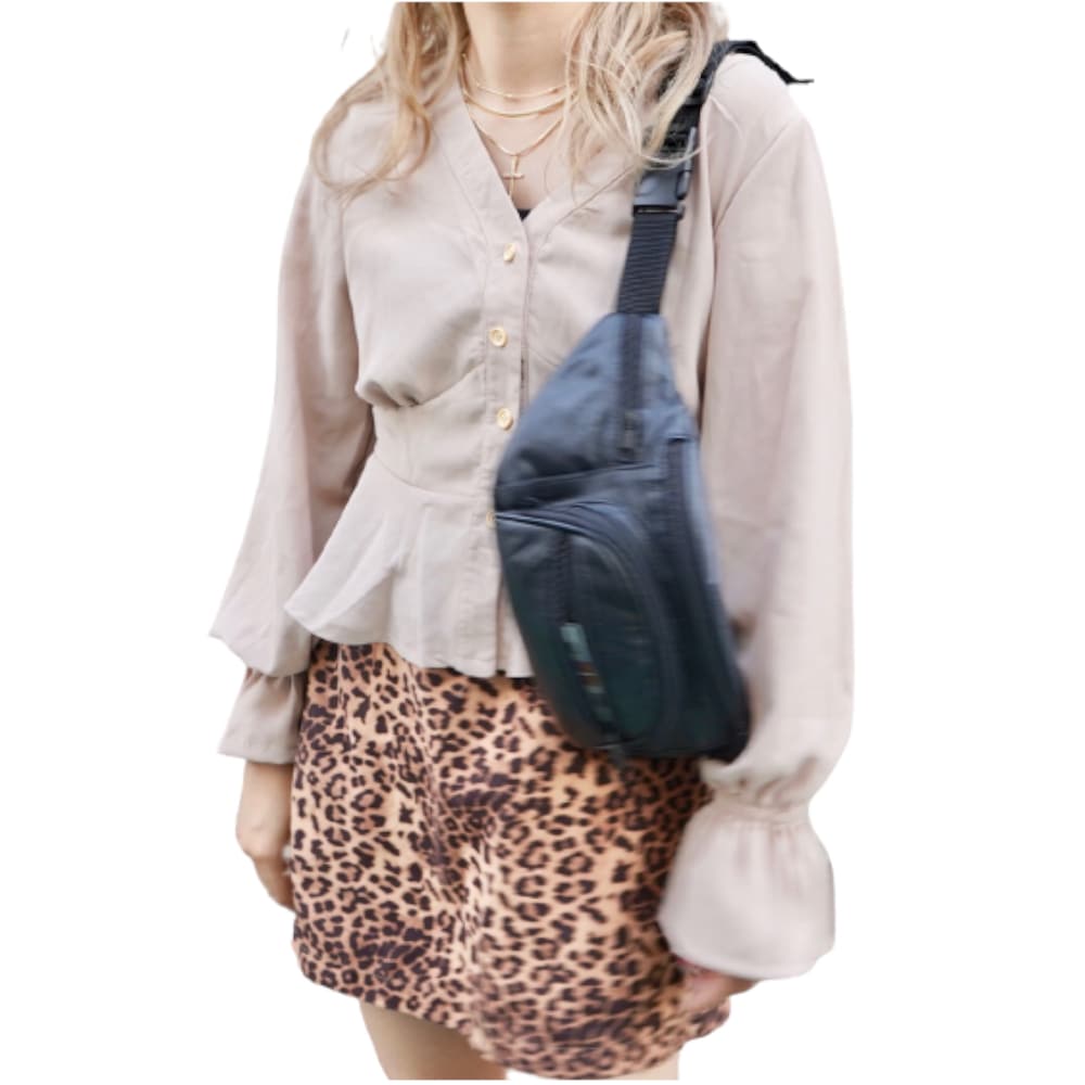 Hem-Frill Sheer Tops（beige） A.D.G レディース