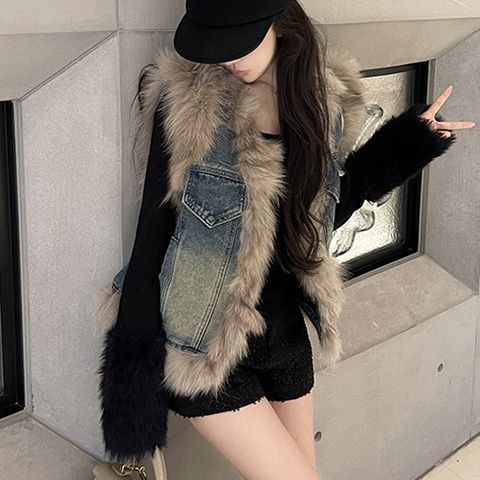 ニッチ パッチワーク デニム ベスト レディース 超人気 スリムフィット ボレロ ベスト アウター 毛皮デザイン感 冬 ノースリーブ 4,963円