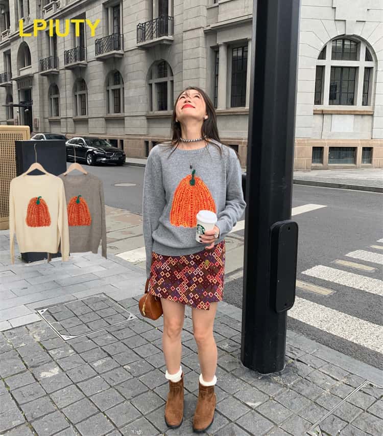 ニットセーター レディース 秋冬 長袖 柔らかい 防寒 クルーネック おしゃれ カジュアル グレー/ホワイト オーストラリア産羊毛100% かぼちゃ柄 フリーサイズ