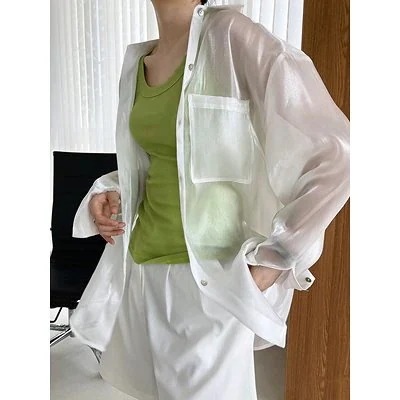 春先取りブラウス使える！シフォンブラウス/さらっと羽織れるサテンシャツ 夏のゆるい光沢感の長袖日焼け止め天糸シャツ女 ブラウス