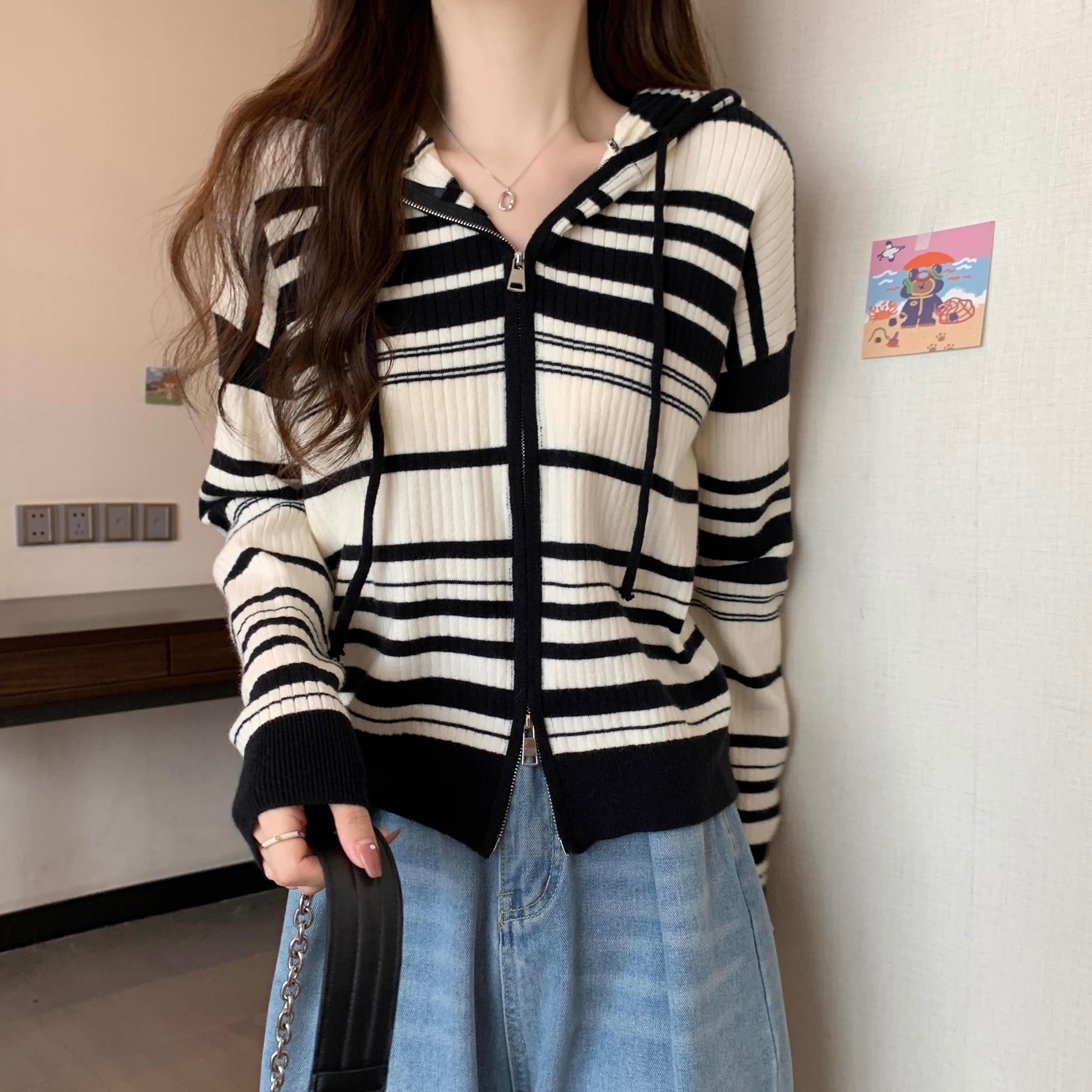 レディース ニット パーカー 長袖 フード ストリート ファスナー 前開き かわいい 大人可愛い シンプル カジュアル おしゃれ かっこいい レトロ こなれ感 ラフ メンズライク マニッシュ