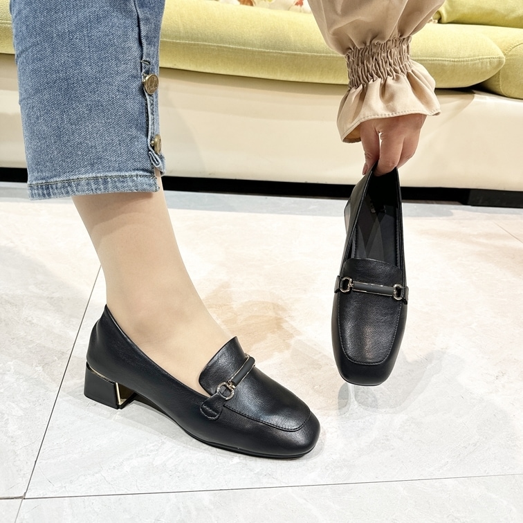 ローファー 靴 シューズ レディース チャンキーヒール 厚底 ラウンドトゥ ツヤ感 通勤 通学 カジュアル モード