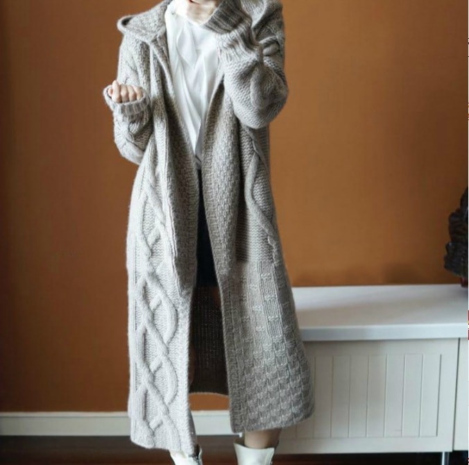 トップス アウター デート セーター カーディガン パーカー コート 膝下 ロング丈 袖あり 長袖 ストレート Iライン フード付き 編み込み 厚手 かわいい 可愛い きれいめ カジュアル