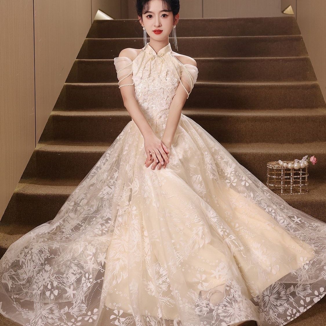 【急速出荷!】パーティードレス イブニングガウン婚約2025新しい宴会気質チョンサム