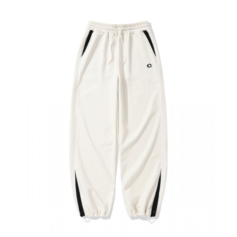 CODEGERY C ロゴカラーテックトレーニングパンツクリーム 7,866円