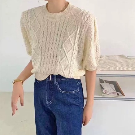 トップス セーター ニット レギュラー丈 袖あり 長袖 ボリューム袖 Vネック ふわふわ かわいい 大人可愛い きれいめ シンプル カジュアル 上品 おしゃれ お洒落 大人女子 こなれ感 柄