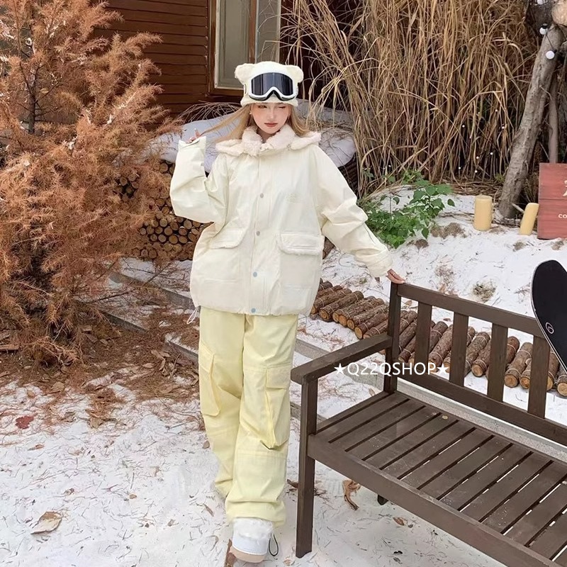 スノボウェア 2025 上下セット メンズ レディース 可愛い 3L ズボン パンツ アウター ジャケット ウィンタースポーツ スノーボードウェア スキーウェア スノーウェア 防水防風防寒 韓国風 16,879円
