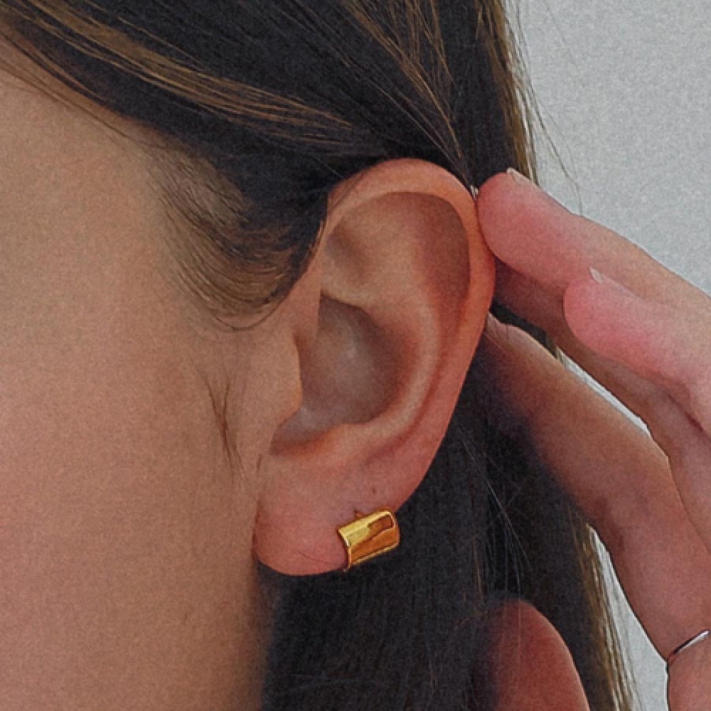 JLAUREN ワイドカフワンタッチシルバーピアス M03879