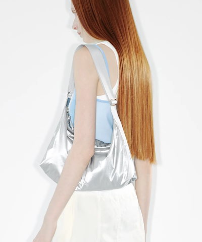 新品】ユニフォーム額【額縁のタカハシ】 ナチュラル枠×黒木目背景