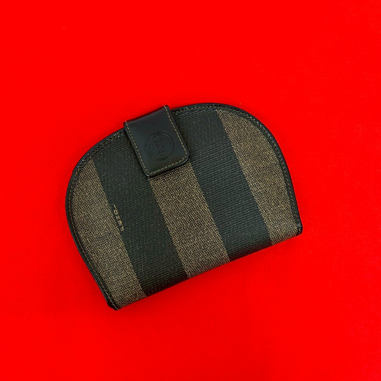 ペカン 柄 ストライプ二つ折り財布 レザー PVC ブラック 78390