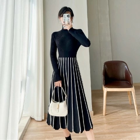 ニットワンピース 厚手 フリル スリム 着痩せ 長袖 カットソー 大きいサイズ レディース 秋冬 結婚式 きれいめ タイト フォーマル 大人 上品 チュニック one-piece