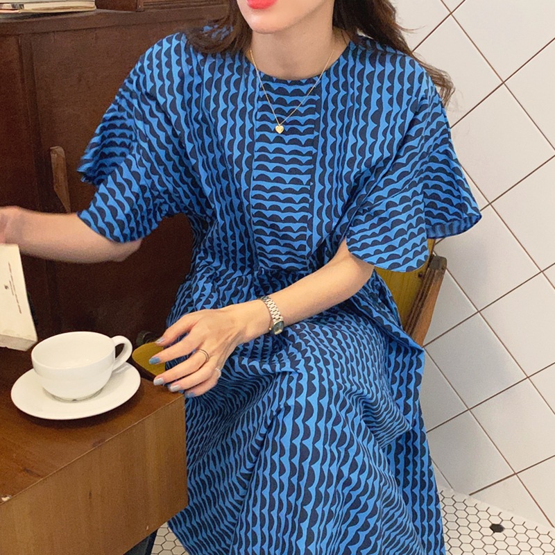 ワンピース ロングワンピース 半袖 袖フリル クルーネック ロング丈 ハイウエスト かわいい 大人可愛い きれいめ シンプル 上品 おしゃれ 大人女子 こなれ感 ラフ ルーズ 個性的 主役級 存在感 4,717円