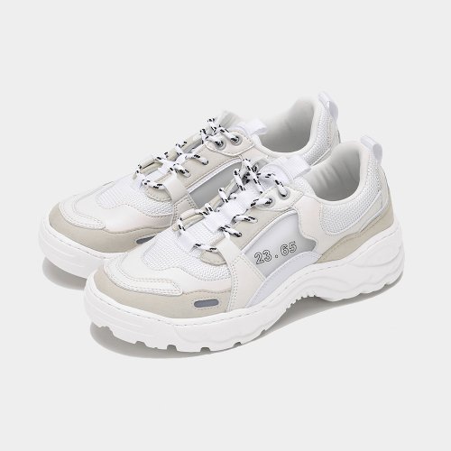 V2 Shoes WHITE BTSジョングク着用
