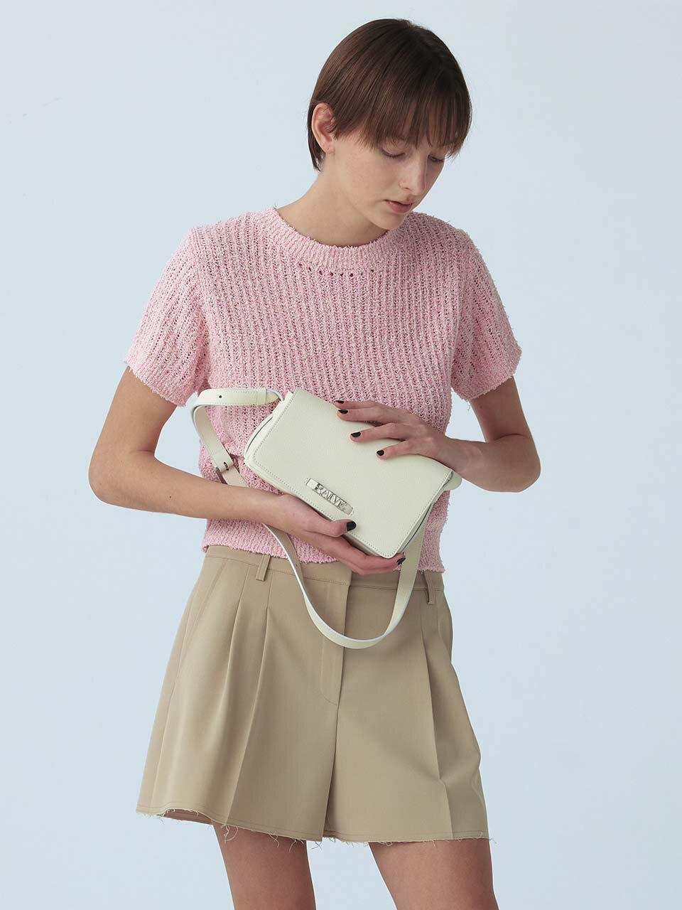 レイヴディランインホワイト UA3SF013 01