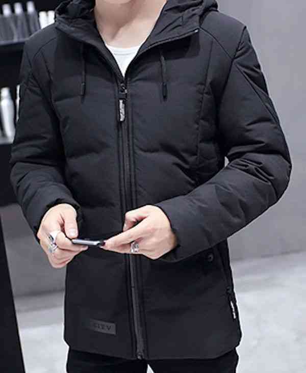 ダウンジャケット メンズ スリム 軽い アウター コスパ 防寒 ダウン ロング 高級 おすすめ 大きいサイズ 黒 ビジネス コート 軽量 春 細身 ショート 冬 秋 ボア 光沢 おしゃれ フード 中綿