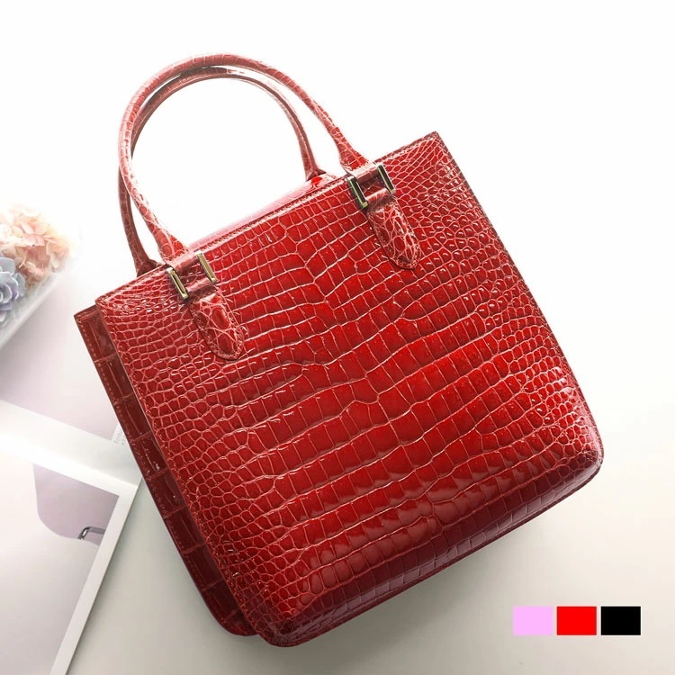 スモール クロコダイル ハンドバッグ 2WAY ショルダーベルト付き センター取り シャイニング 加工 ポロサス ピンク レッド グリーン ブラック 本革 鰐革 保証書 付き 軽量 軽い 贈り物 母の