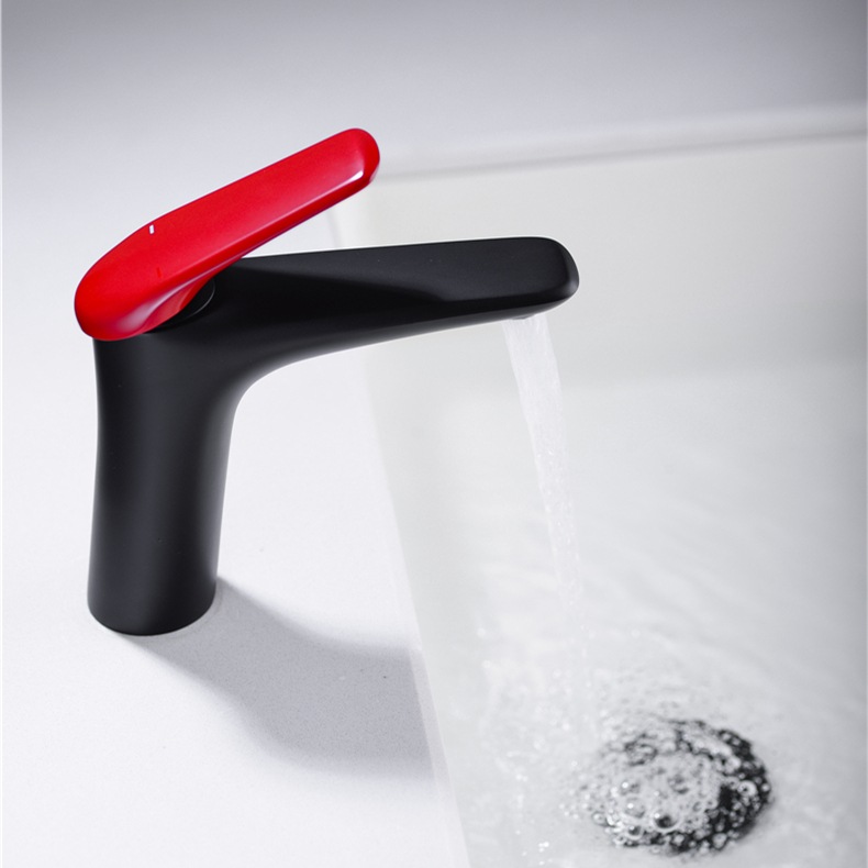 Basin Faucet 盆地の蛇口 黒と赤の銅ボディシングルハンドルデュアルコントロール温水と冷水蛇口