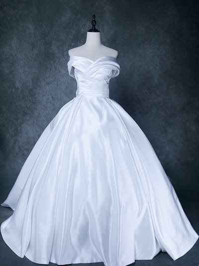クラシカル ウエディングドレス オフショルダー 胸元フリル プリンセスライン 結婚式/披露宴