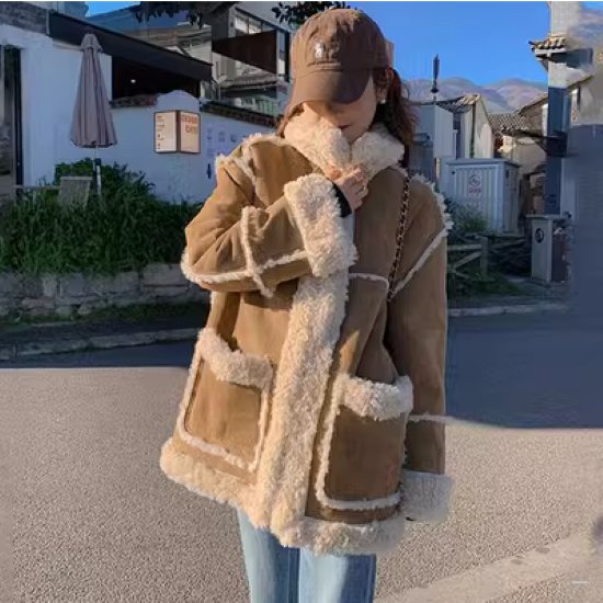 ボアジャケット レディース アウター 羽織 ジャケット ムートンジャケット 長袖 スタンドカラー 厚手 暖かい カジュアル お出かけ おしゃれ もこもこ ゆったり ポケット 女性 ショートコート