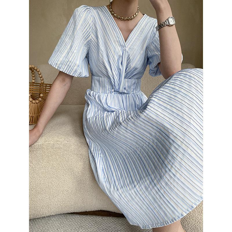 テクスチャデザインクロスツイストエレガントなウエスト痩身VネックジェントルドレスSN lounge dress compre agora cozy worldwide 走れる タイト スカート イエベ