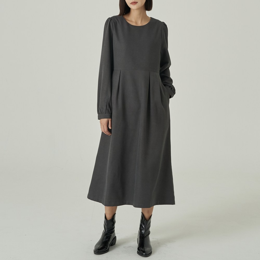 ELLE PARISレディースコーデュロイピンタックロングワンピース 20,014円