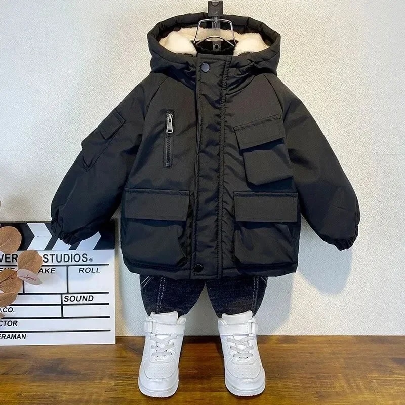 男の子のフード付きコットンジャケットキッズパーカーパッド入りスノースーツ子供用アウターウェア10代の服黒新しい冬3-8y