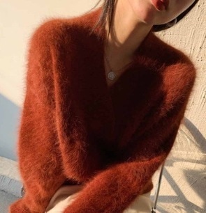 デート モテコーデ トップス セーター 袖あり 長袖 萌袖 Vネック もこもこ モコモコ ふわふわ かわいい 可愛い シンプル カジュアル おしゃれ お洒落 レトロ 可愛い 女子