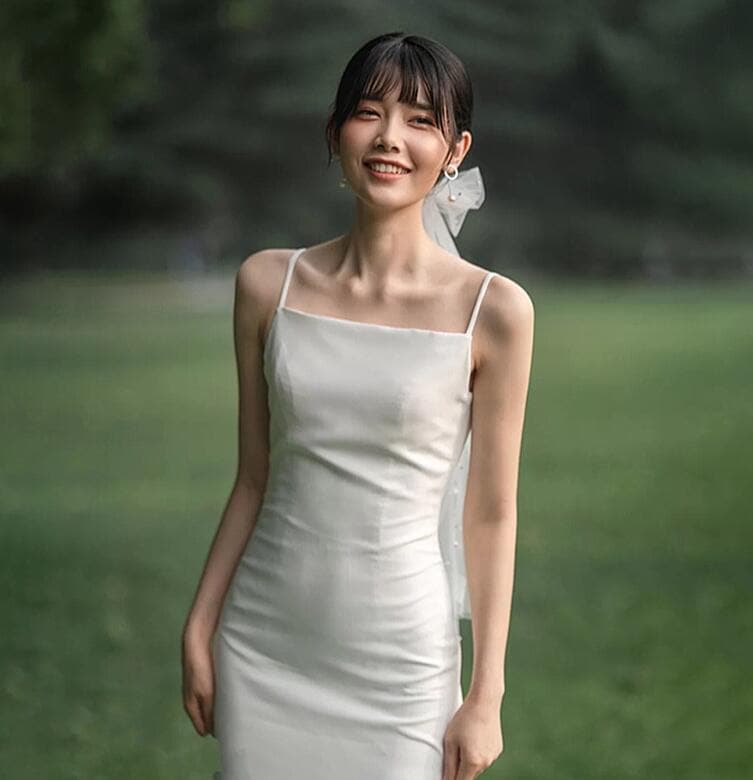 ウェディングドレス キャミソール シンプル 結婚式 二次会ドレス ホワイト 花嫁ドレス 白ワンピース ロング丈 ロングドレス 前撮り ウエディングドレス スレンダードレス 袖なし 袖無し ノースリーブ