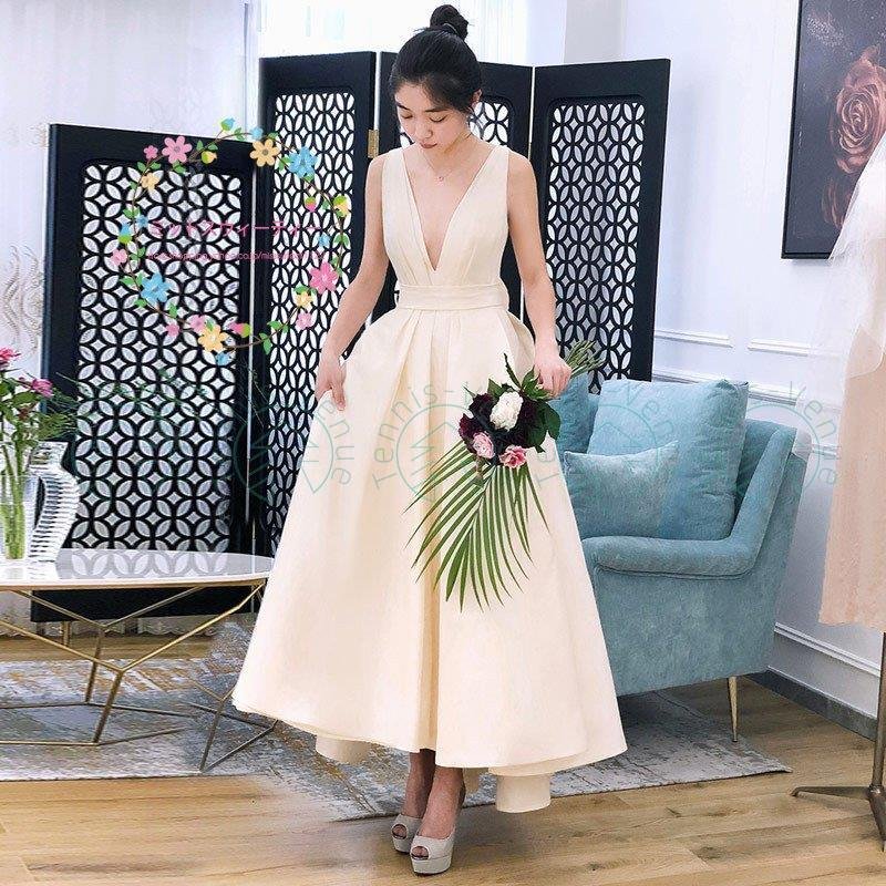 ウェディングドレス 二次会 花嫁 結婚式 披露宴 マキシ丈ドレス サテンスカート ワンピース vネッ 8,726円