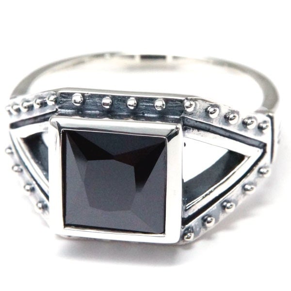 シルバー925 リング 天然石 ブラックオニキス トライアングルフレーム 銀の鋲 メンズ 7,644円