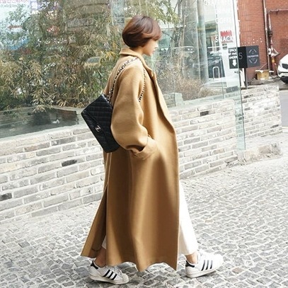 レディース アウター コート ロングコート 上着 ロング丈 長袖 前開き ポケット かわいい 大人可愛い きれいめ シンプル カジュアル 上品 おしゃれ かっこいい レトロ こなれ感 個性的 主役級