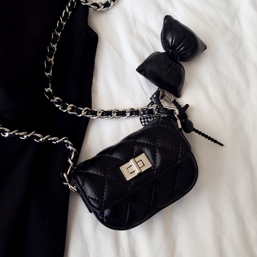 エスカー ミニ キルティング チェーン ショルダーバッグ