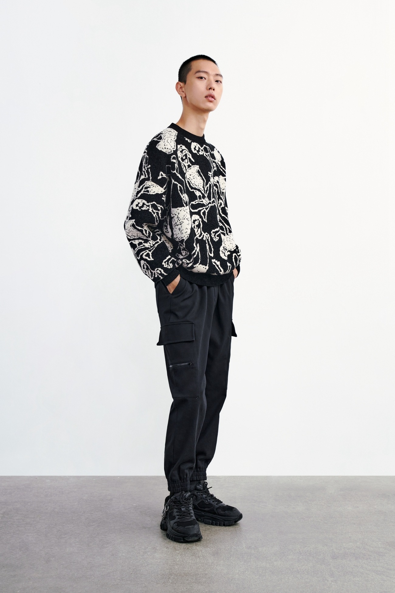 春 秋 冬 メンズ ファッション 柄 厚手 ルーズラウンドネック セーター 個性的なデザイン ブラック XS S M L 個性的 トップス Tシャツ シャツ 袖あり 長袖 きれいめ シンプル 大人