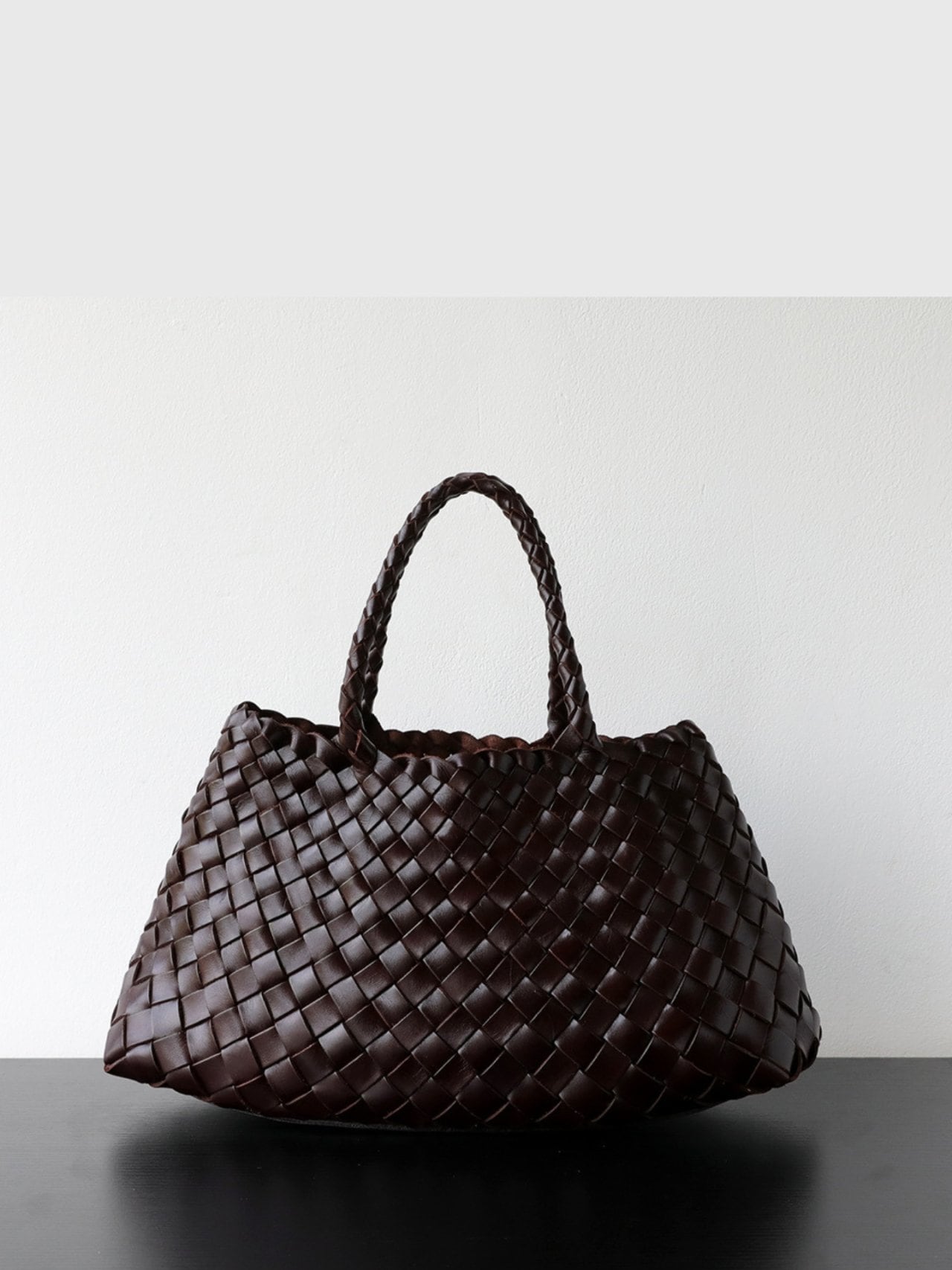 【CROCE】上質牛革 編み込みトートバッグ 上品なレザーデザイン 15,900円