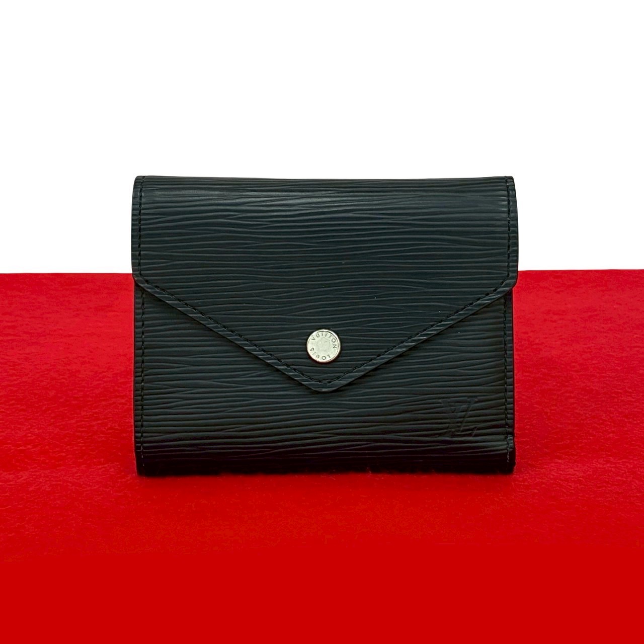 ポルトフォイユ ビクトリーヌ エピ三つ折り財布 エピレザー ブラック 32892