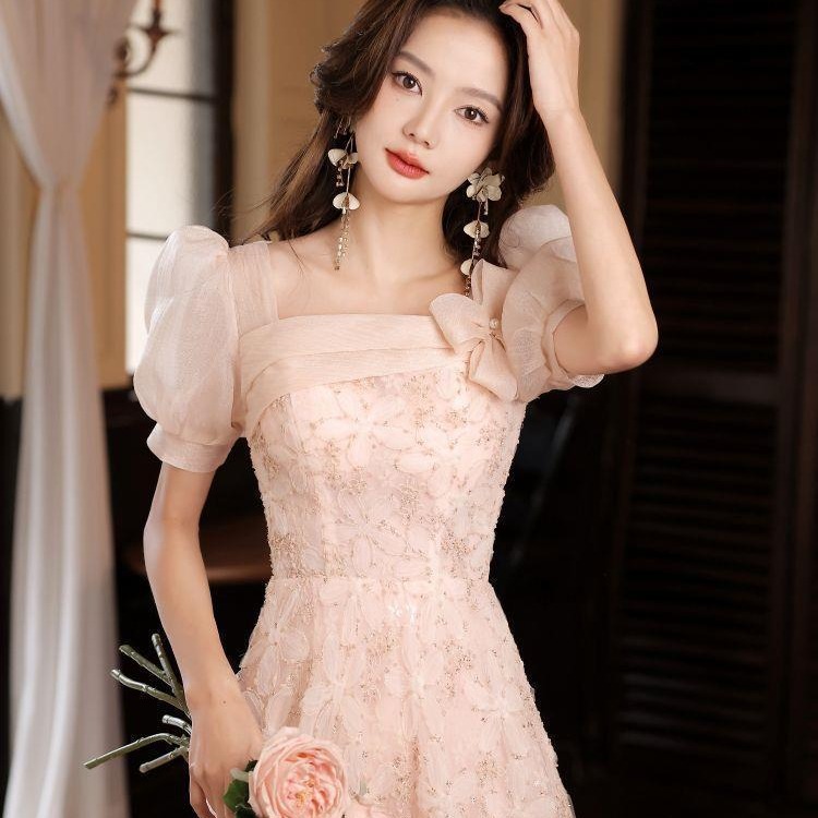 美術試験イブニングドレス2024ピンクパフスリーブ大人セレモニードレス小柄な方でも普段着できる宴会ドレス