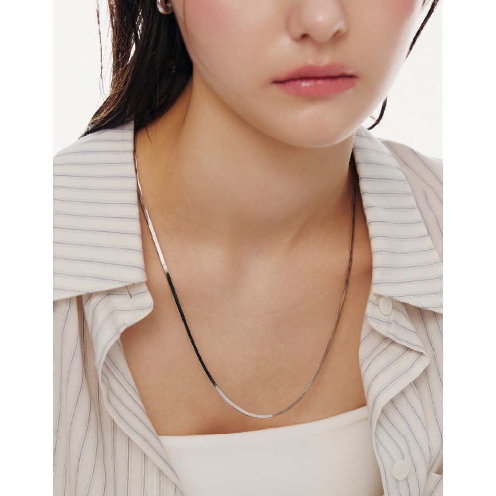 イエールローエッセンスシルバー (W) スネークロングチェーン (70cm) ネックレス HL6N6641W9700