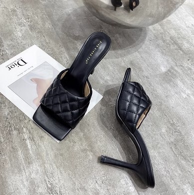 サンダル レディースシューズ ハイヒール スクエアトゥ かわいい 大人可愛い きれいめ シンプル カジュアル 大人 上品 おしゃれ お洒落 かっこいい フォーマル エレガント ラブリー キュート