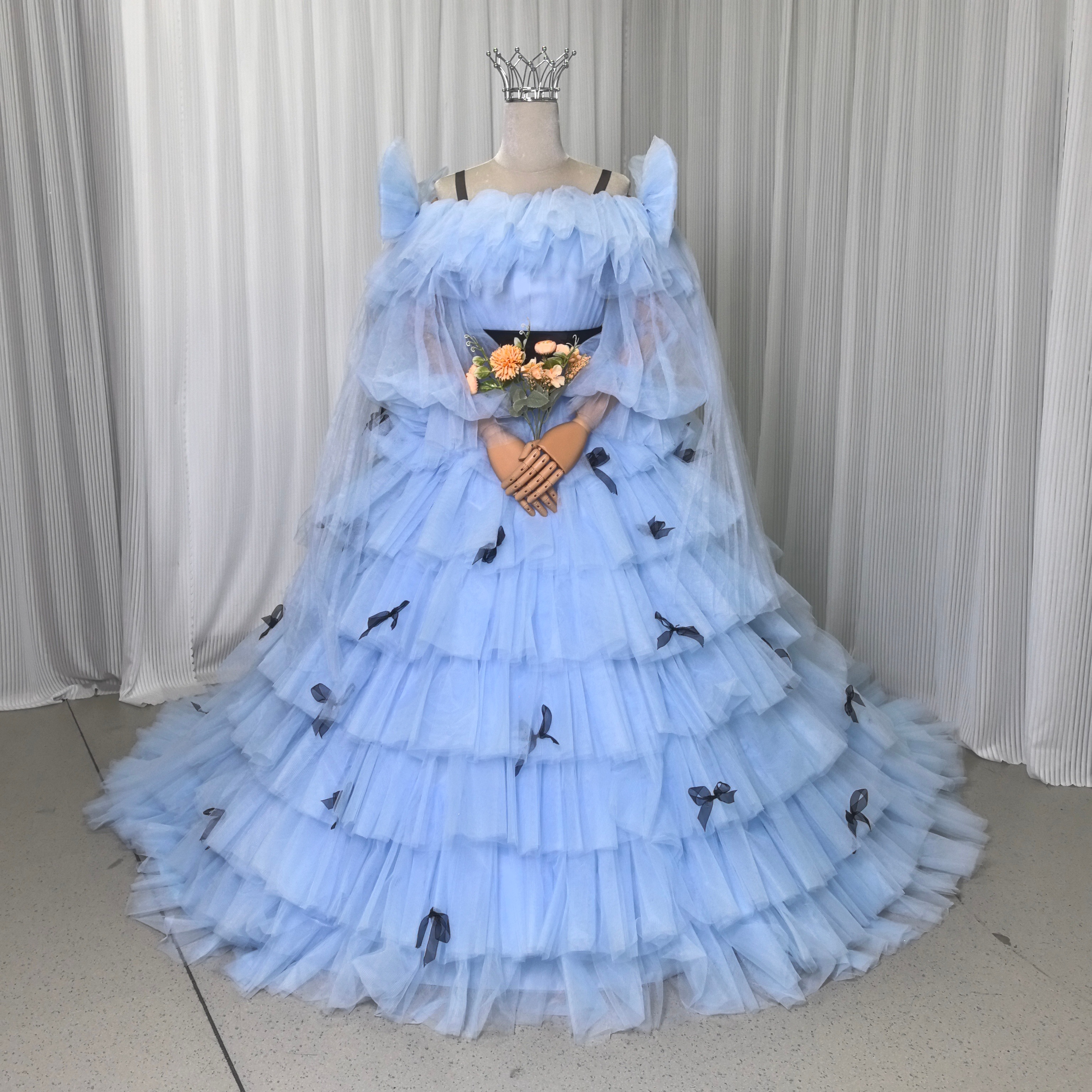 カラードレス ブルー ベアトップ ティアードのドレス リボン 姫袖 プリンセスライン チュールドレス 花嫁