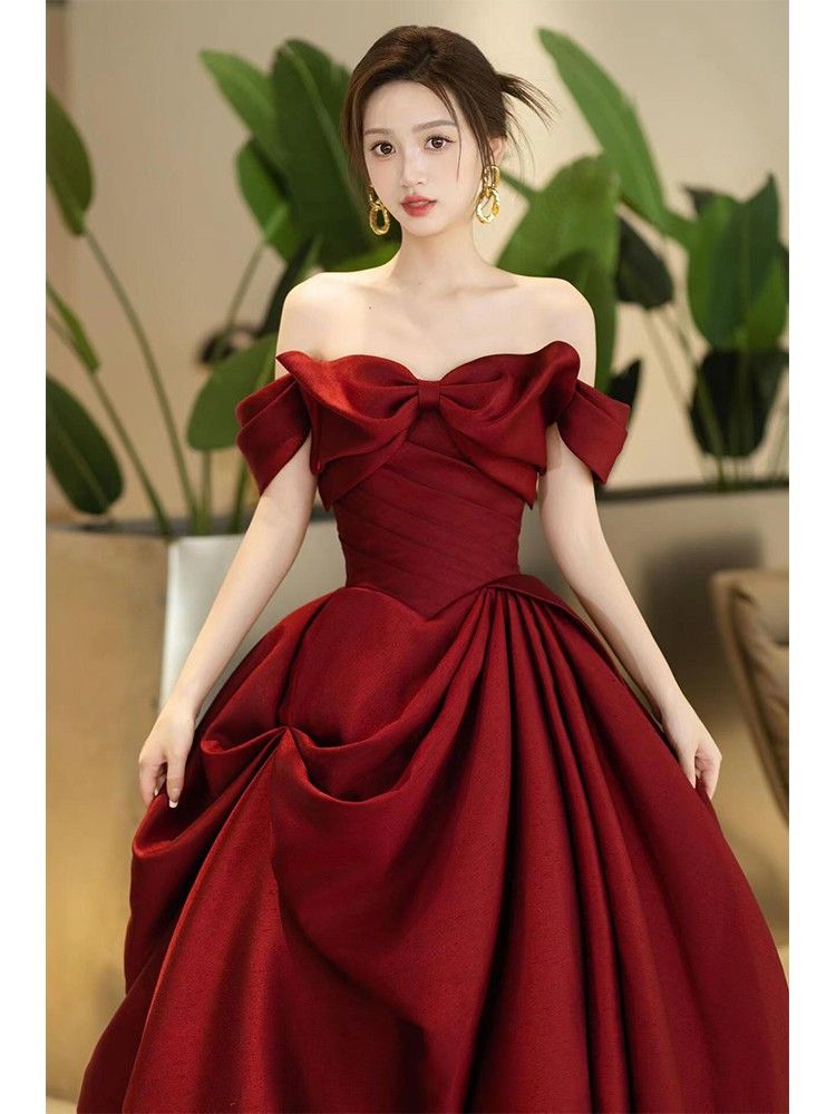 服の花嫁ハイエンドの結婚の婚約感覚ドレスドレスドレス女性プリンセス