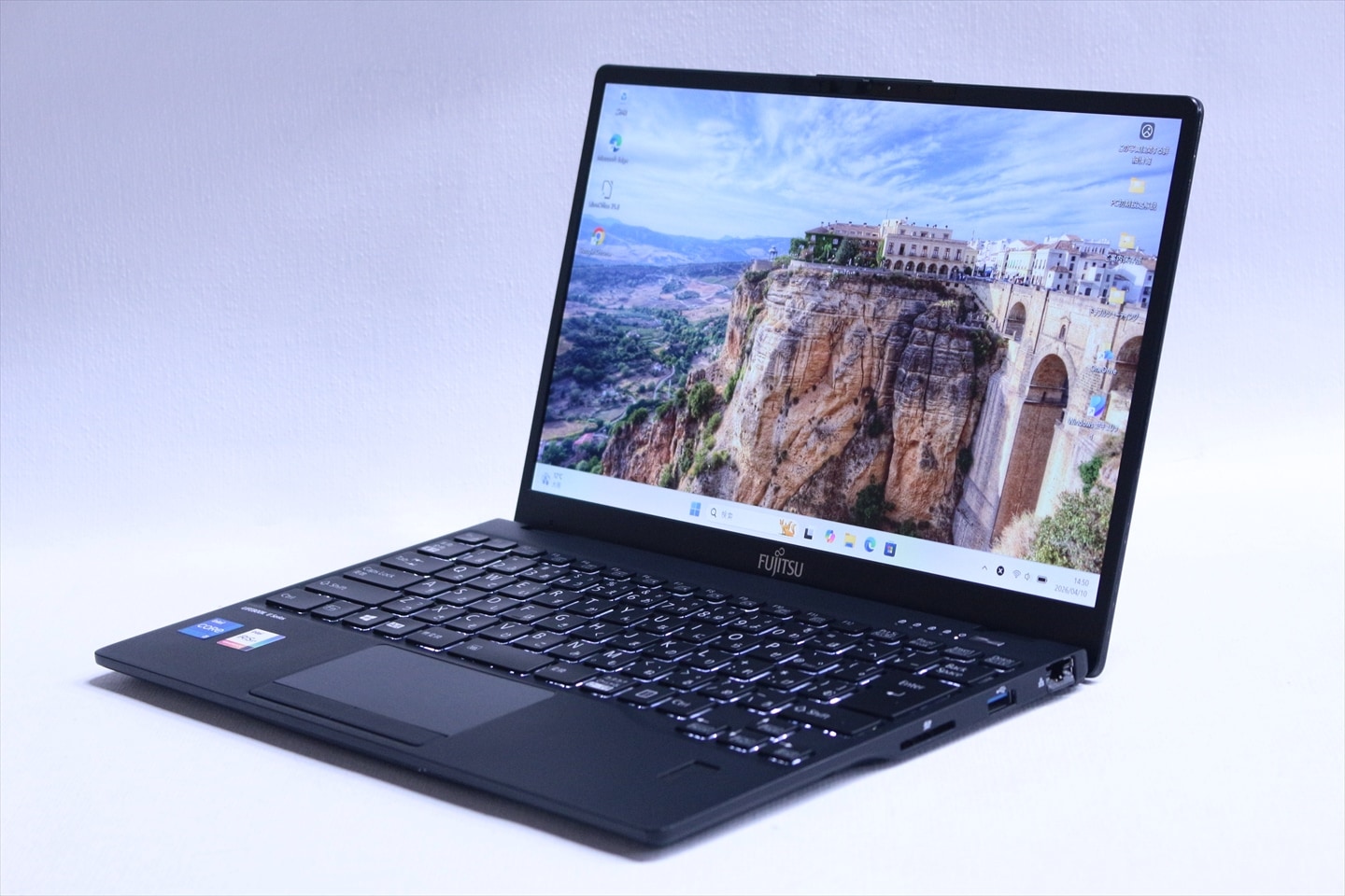 即配 良品 2021年薄軽量快速モデル 11世代Corei5 LIFEBOOK U9311/F i5-1145G7 16G 512G 13.3FHD Wi-Fi6 Office ABA評価