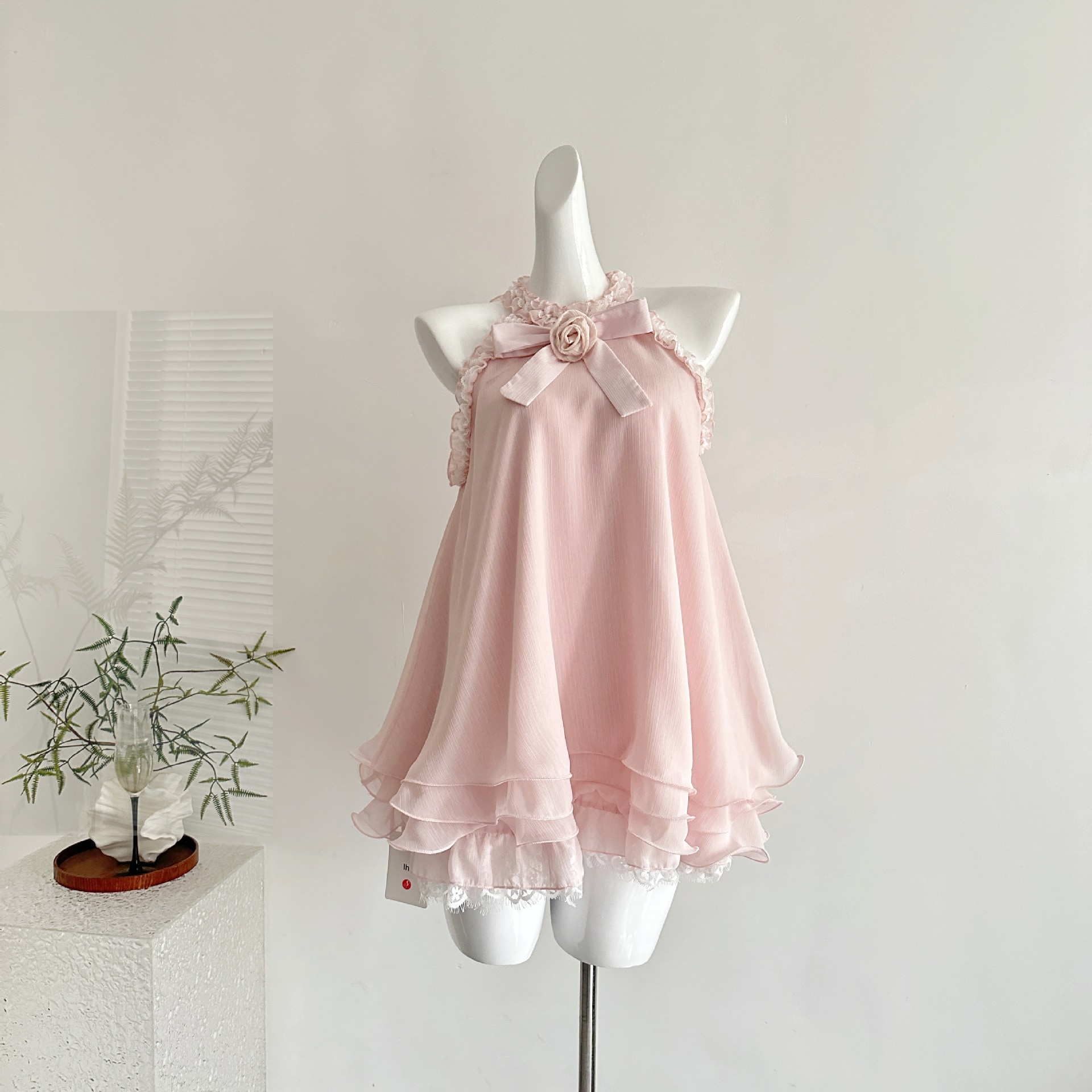 【急速出荷】レイシー・ウィザーズ幕間のバラ姫令嬢風ワンピース 5,320円