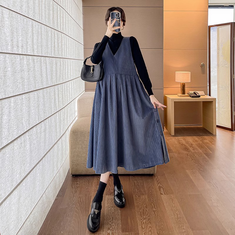 2点セット 上下セット ミモレ丈スカート ジャンパースカート トレーナー 長袖 ハイネック ミディアム丈 プルオーバー かわいい 大人可愛い きれいめ シンプル 上品 おしゃれ かっこいい レトロ