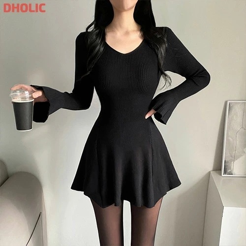 ベルスリーブリブニットミニフレアワンピース 6,440円