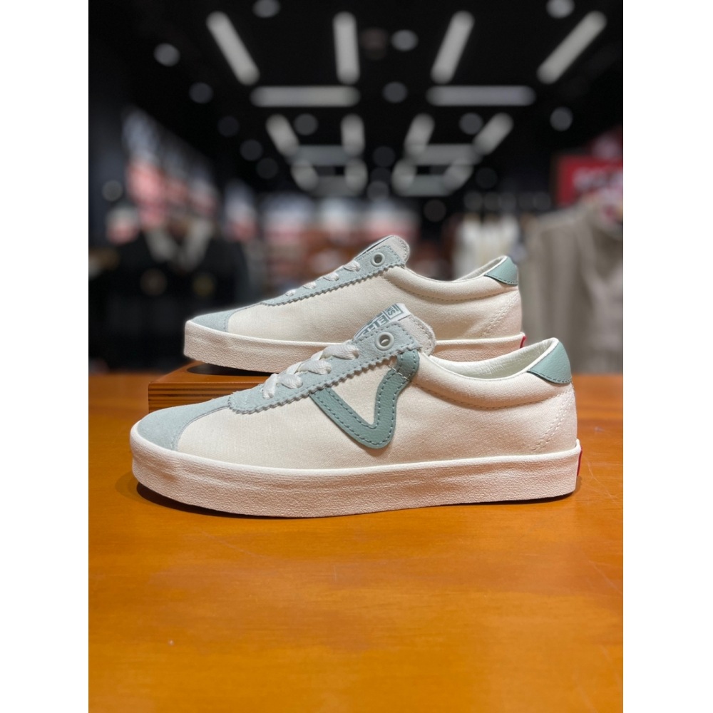 バンズ [バンズ] ユニセックススポーツロースニーカー (グリーン) (VN000CQRGRN)