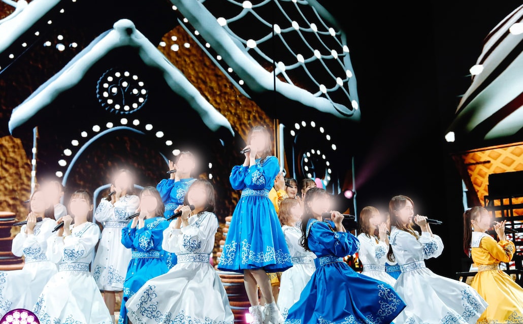 日向坂46が全国アリーナツアーを無事に完走！「Happy Smile Tour 2022」12人の四期生も cosplay コスプレ衣装 通販 オーダーメイド ダルマ P1060