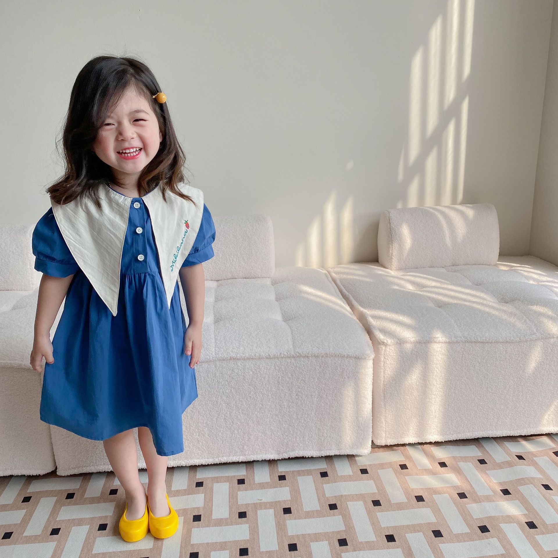 新しい韓国のファッション女の子子供服 かわいいいちご刺繡半袖プリンセスドレス80 130cm9d30 初回限定