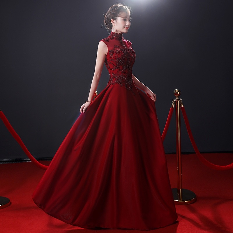 スーツ花嫁2025年秋と冬2025年スリムレッドバンケットドレススタンドカラーのウェディングドレスロングスタイル