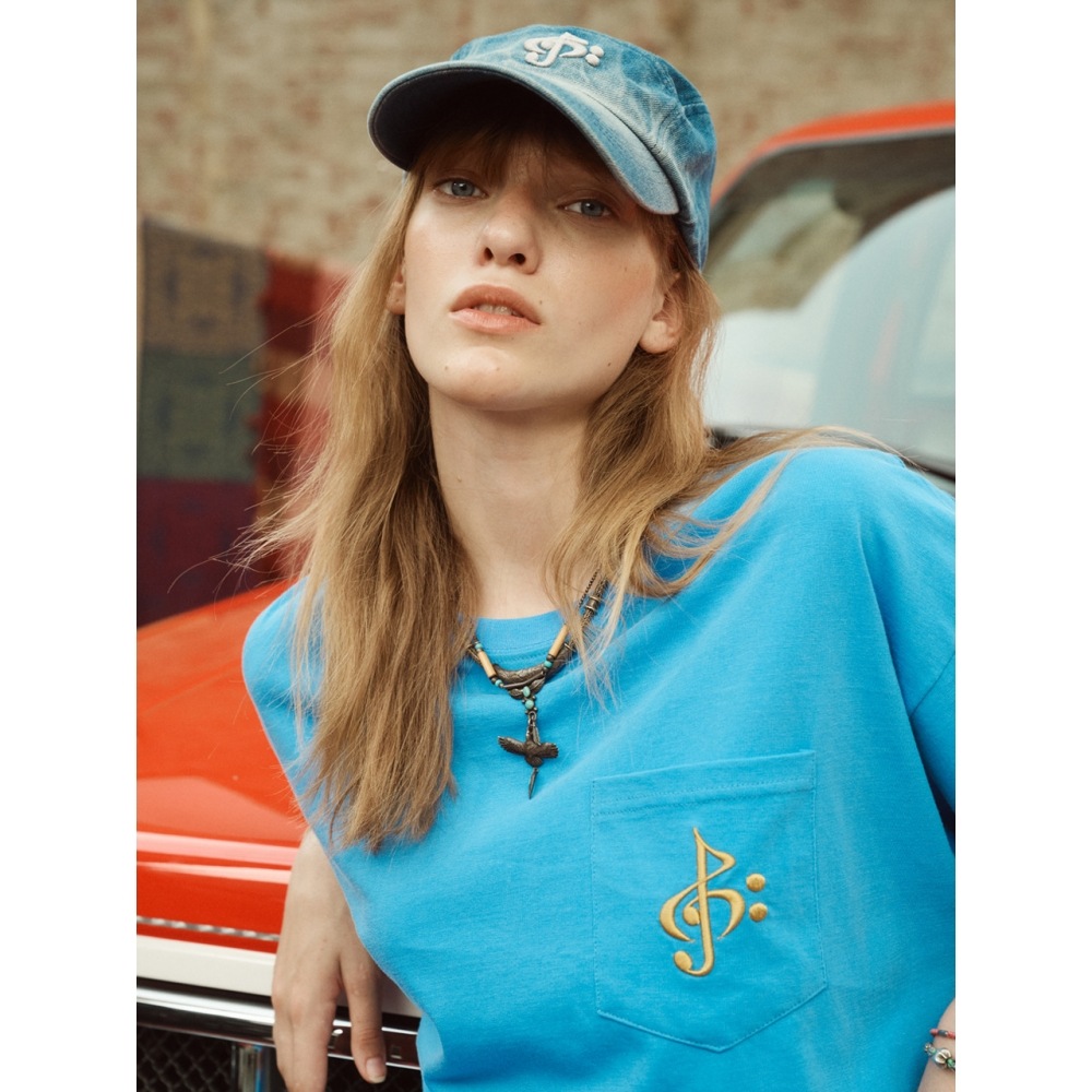 2113 スタジオロゴポケット T シャツブルー