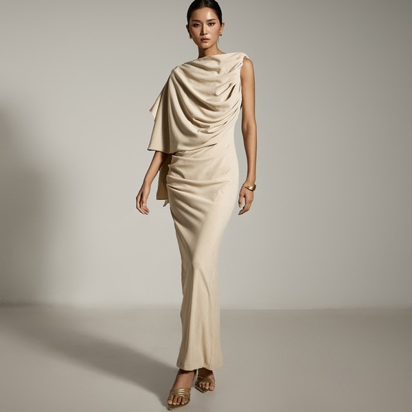 D9546 ドレープ ケープ ワンピース